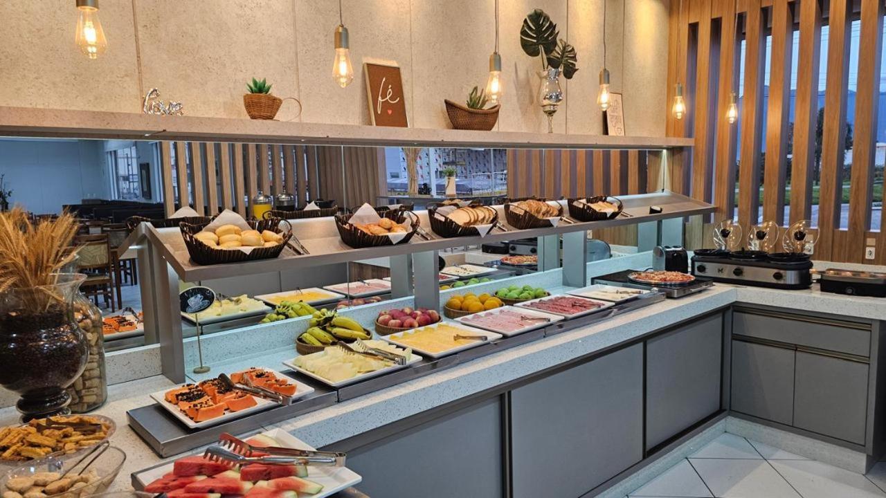 Hotel Zunino Palhoca ภายนอก รูปภาพ